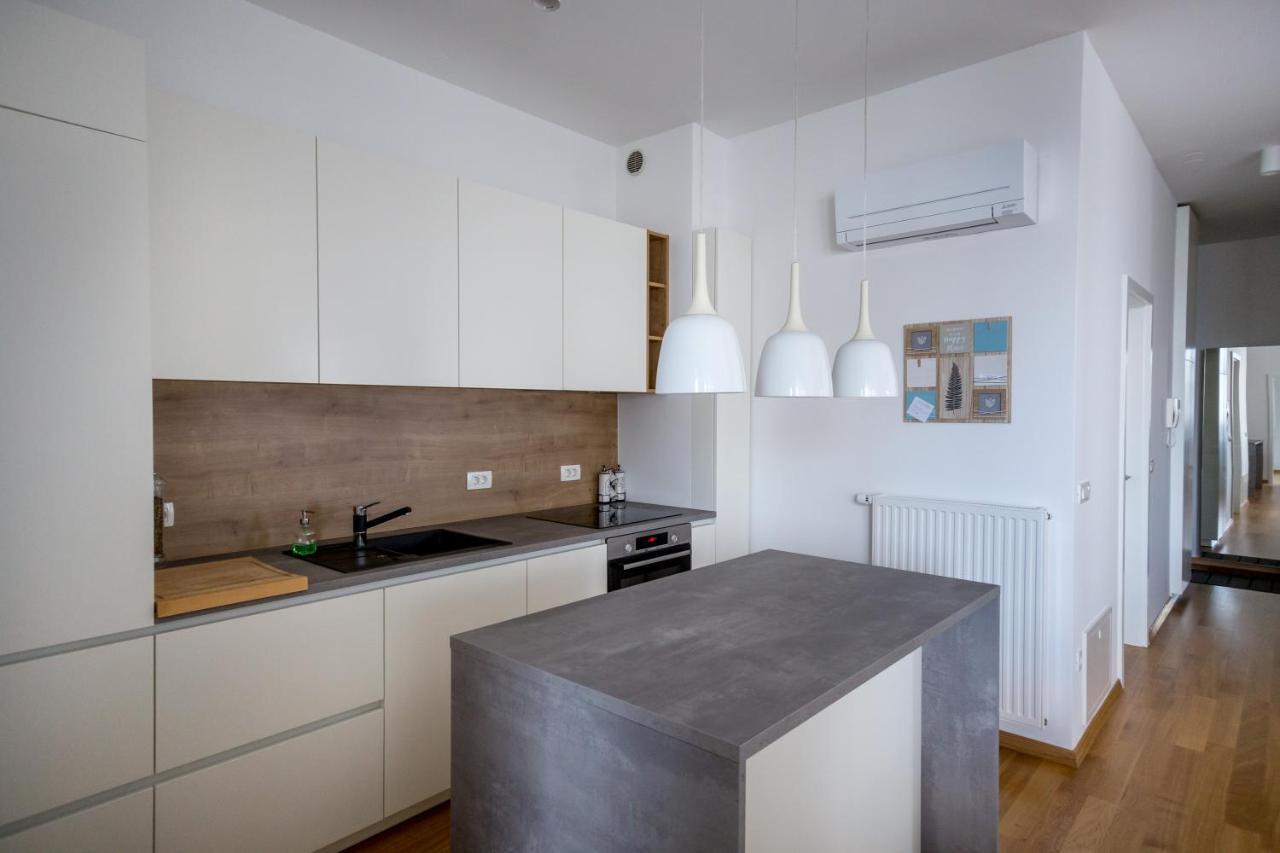 Auredius Deluxe Sea Apartment Koper Exterior foto